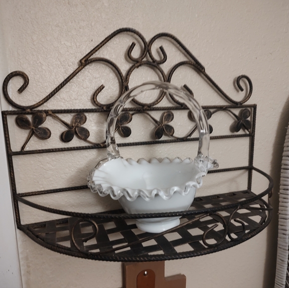Metal decorative wall shelf. - Picture 10 of 13
